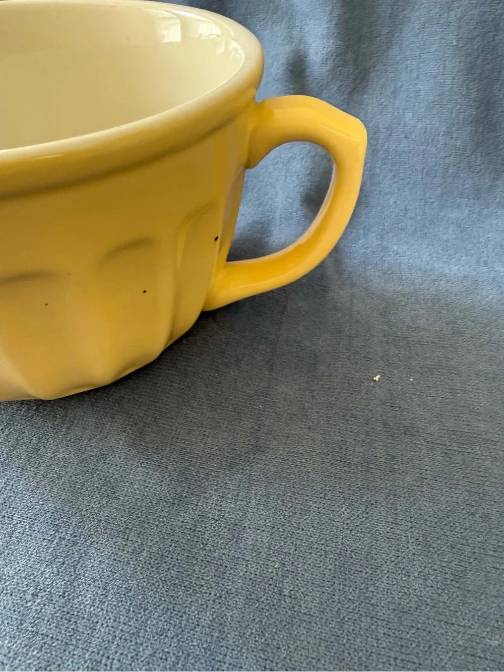 Williams Sonoma Yellow Fluted Ceramic Mixing Bowl with Pour Spout